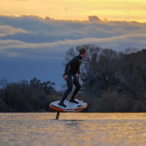 E-Foil-Guide-Alles-was-du-übers-E-Foiling-wissen-musst