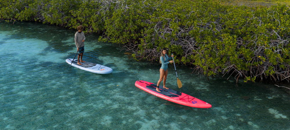 Komm in unsere SUP Welt und du findest eine große Auswahl zwischen Inflatable Boards, Hardboards, Zubehör und SUP-Sets!