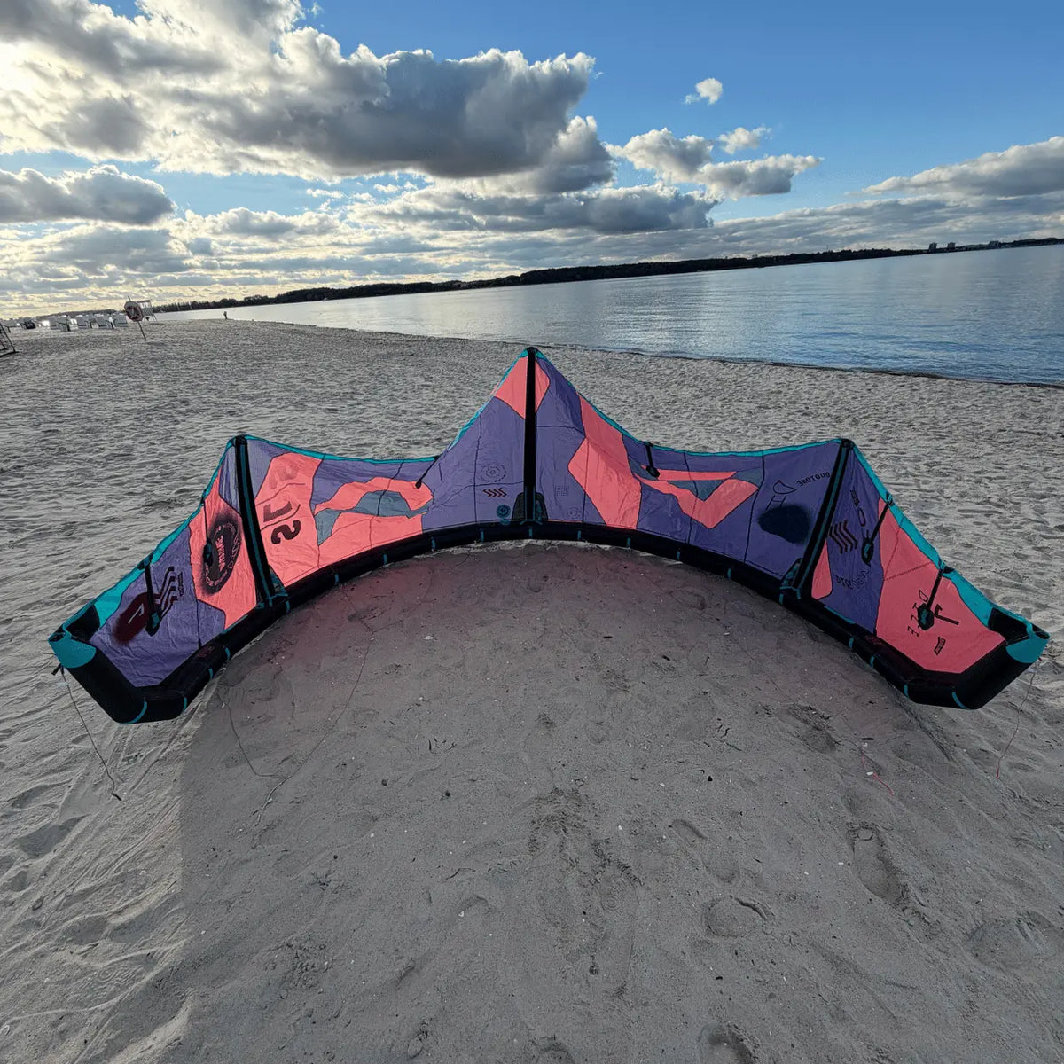 Duotone Dice SLS Kite 2023 Second Hand  Kites