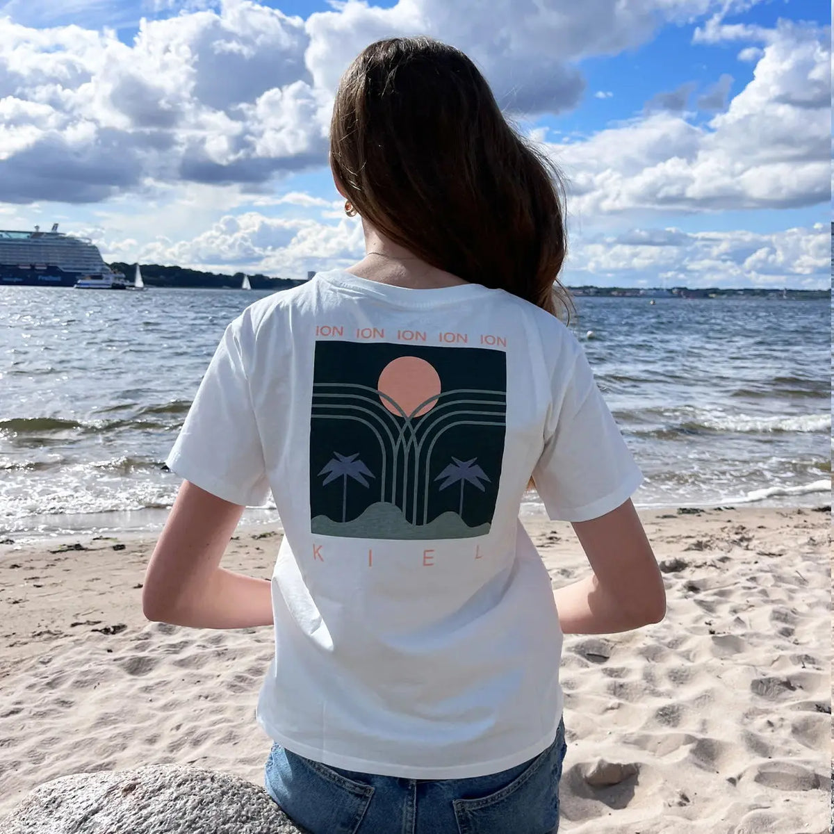ION Tee Beach x DESTINATION Kiel Damen 2025  Apparel
