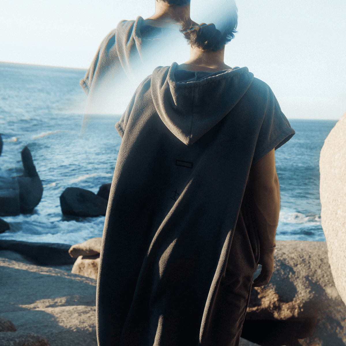 ION Poncho Element 2026